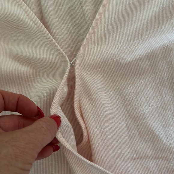 Lauren Conrad | Light Pink Stripe Ruffle Dress | Puff Sleeves | Bows | size XS - Picture 5 of 7